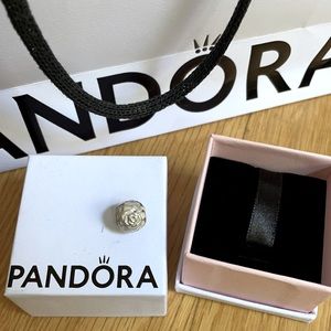 Pandora flower clip